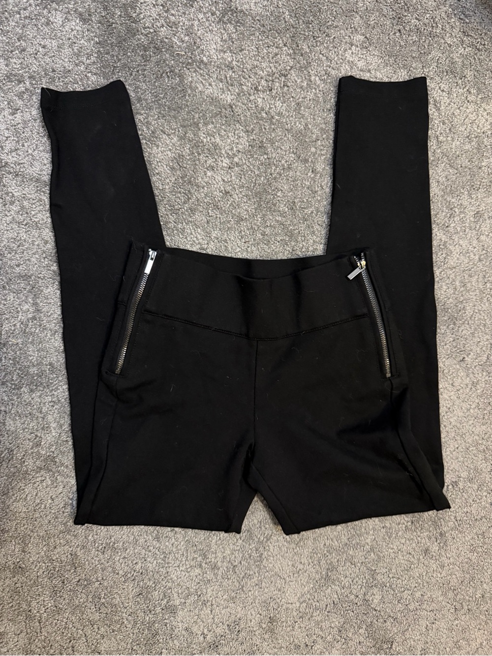 Zara Black High-Rise Leggings with Front Zip Pockets